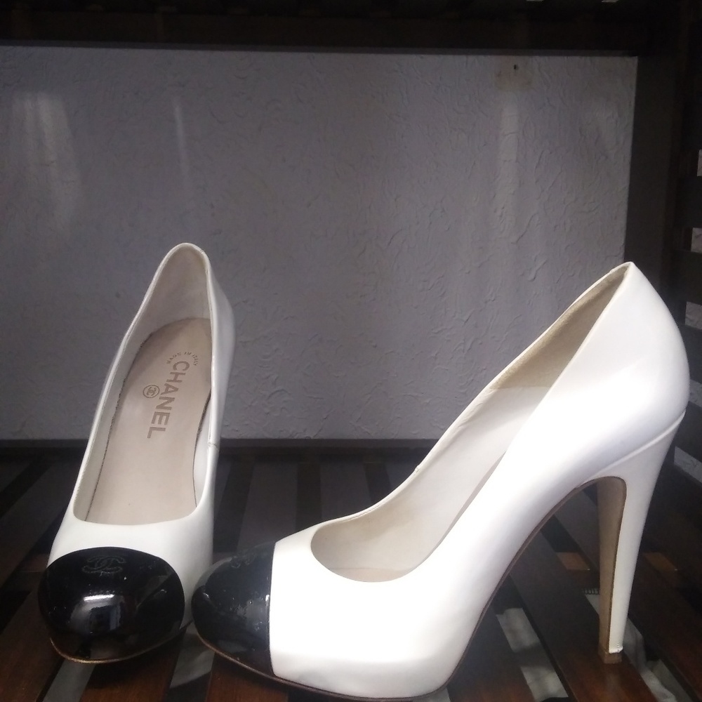 Chanel platform pumps